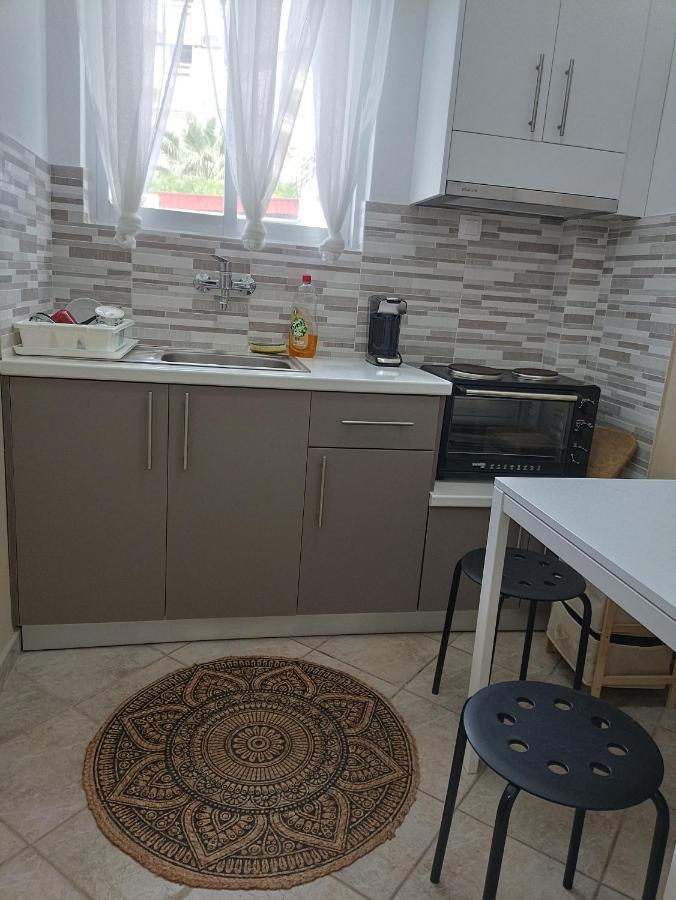 Meltemi Apartments Agia Marina  Ngoại thất bức ảnh